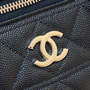 25C Vanity 19cm Top Handle Black Grained Calfskin