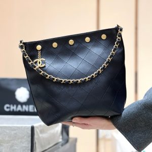 CC 2025 Bag 31cm Black Lambskin With Gold Chain 346392