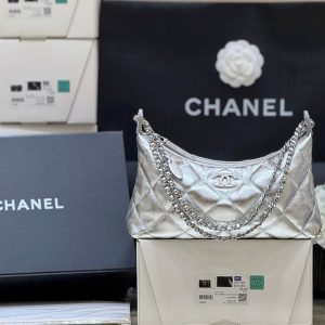 Chanel 2025 Hobo Dumpling Bag 26cm Genuine Calfskin Leather 339343