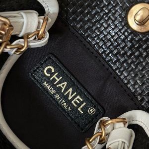 Chanel 2025 Maxi Hobo Bag 31cm Black mix White Straw Leather 320857