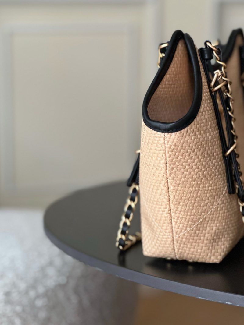 Chanel 2025 Maxi Hobo Bag 31cm Dark Beige mix Black Straw Leather 320858