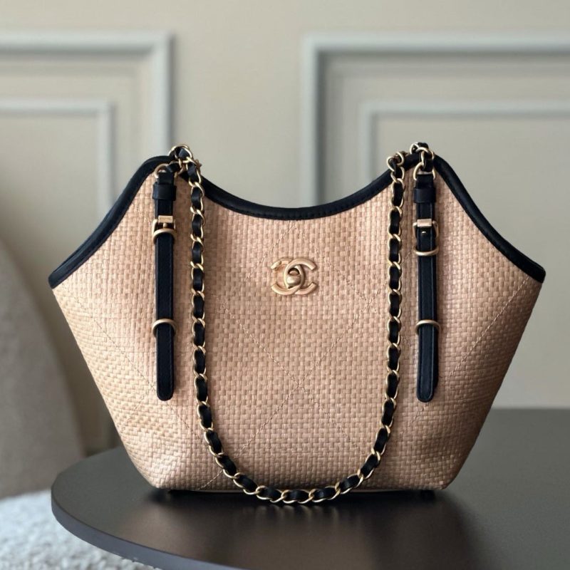 Chanel 2025 Maxi Hobo Bag 31cm Dark Beige mix Black Straw Leather 320858