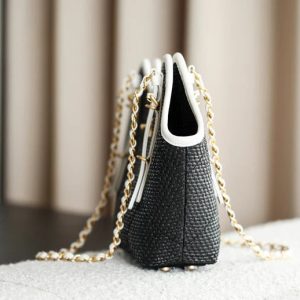 Chanel 2026 Maxi Hobo Bag 28cm Black Straw Leather 351070