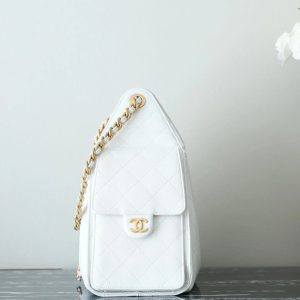 imgi_10_img_44ce8872_20250613_i1749756339870_9235_0_2_jpg CHANEL 25S HOBO BAG 30 CM IN WHITE LAMBSKIN WITH GOLD HARDWARE