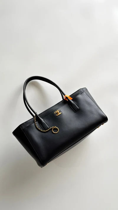 imgi_116_img_b1ac09d1_20260309_o_1jj8rc7keiv1as118hrmmd1q0ba_jpeg Chanel 2026 Executive Cerf Tote Bag Black Calfskin