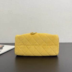 imgi_11_img_533a7dc2_20260107_i1767771247622_7369_0_6_jpg Chanel 2026 Hobo Bag 22cm Yellow Suede