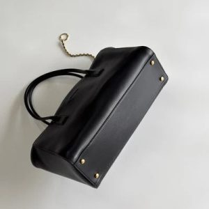 imgi_123_img_b1ac09d1_20260309_o_1jj8rc7kerldb9j18671oov1k2p5_jpeg Chanel 2026 Executive Cerf Tote Bag Black Calfskin