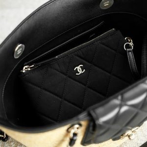 imgi_125_img_44ce8872_20251230_i1767077041077_893_0_6_jpg Chanel 2026 Shopping Bag 40cm Beige Black Straw Lambskin 351031