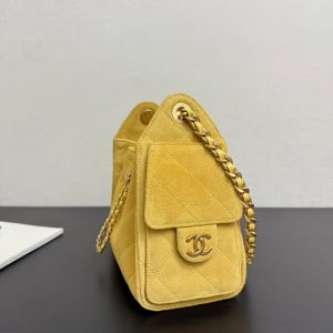 imgi_4_img_533a7dc2_20260107_i1767771245998_1480_0_2_jpg Chanel 2026 Hobo Bag 22cm Yellow Suede