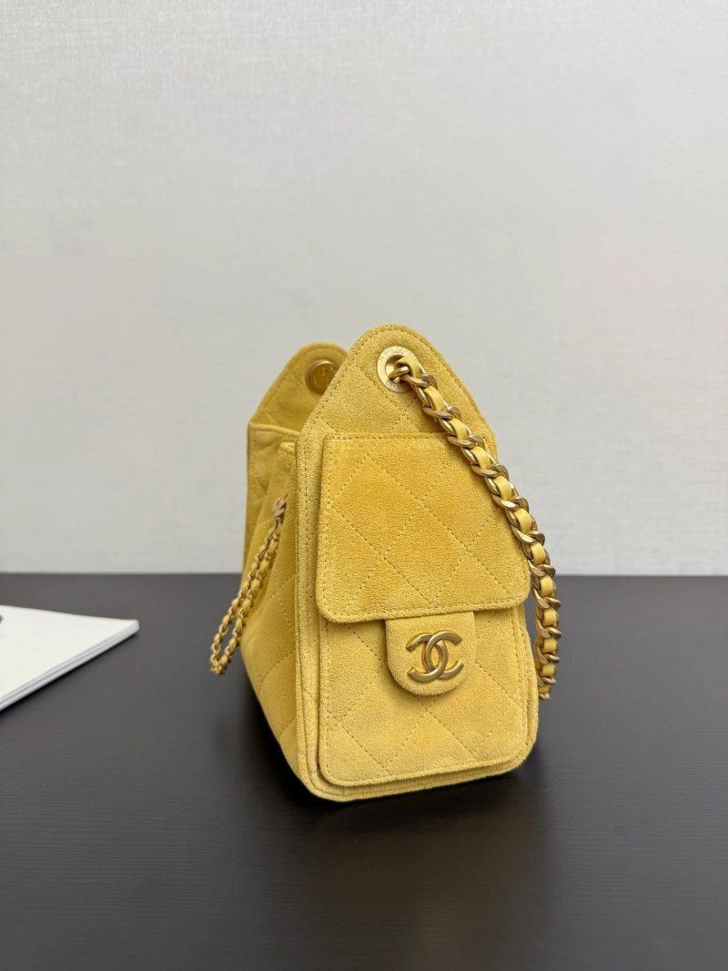 imgi_4_img_533a7dc2_20260107_i1767771245998_1480_0_2_jpg Chanel 2026 Hobo Bag 22cm Yellow Suede