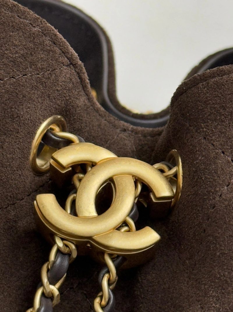 imgi_5_20250924_i1758706127_7444_4_jpg CHANEL 25S HOBO BAG 40 CM IN DARK BROWN SUEDE WITH GOLD HARDWARE