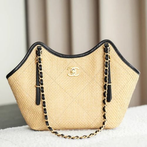 Chanel 2026 Maxi Hobo Bag 28cm Beige Straw Leather 351083