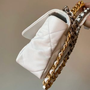 imgi_7_20200420_i1587380570_5092_4_jpg Chanel 2026 Flap Bag 26cm White Lambskin With Gold Hardware