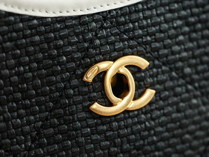 Chanel 2026 Maxi Hobo Bag 28cm Black Straw Leather 351070