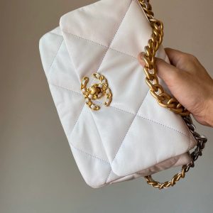 imgi_8_20200420_i1587380570_6337_1_jpg Chanel 2026 Flap Bag 26cm White Lambskin With Gold Hardware