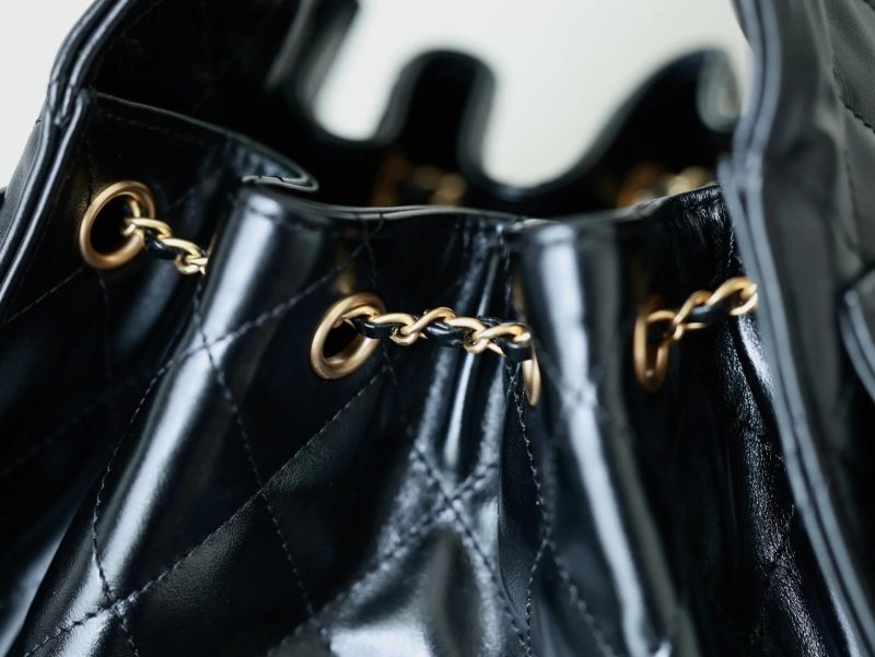 imgi_8_img_44ce8872_20250625_i1750792277255_9738_0_8_jpg CHANEL 25S HOBO BAG 30 CM IN BLACK LIGHT GLOSSY LEATHER WITH GOLD HARDWARE