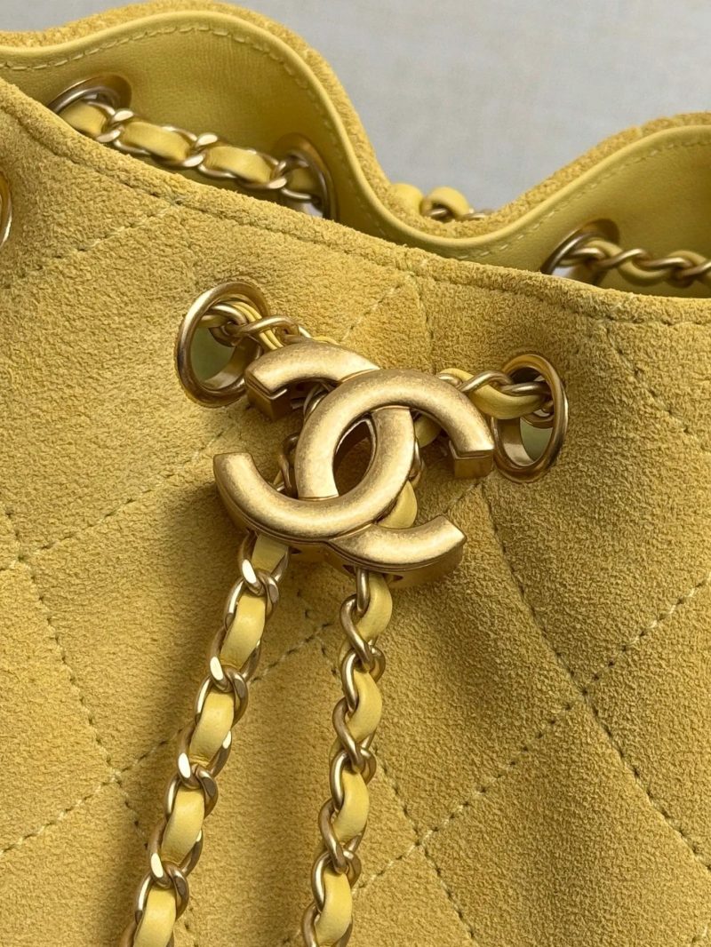 imgi_8_img_533a7dc2_20260107_i1767771247426_1734_0_1_jpg Chanel 2026 Hobo Bag 22cm Yellow Suede