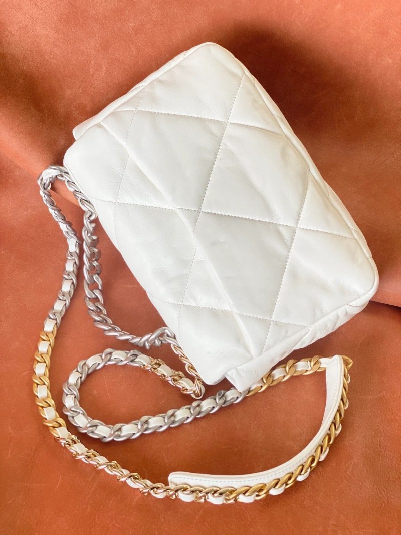 imgi_9_20220526_i1653537310_6962_6_jpg Chanel 2026 Flap Bag 26cm White Lambskin With Silver Hardware