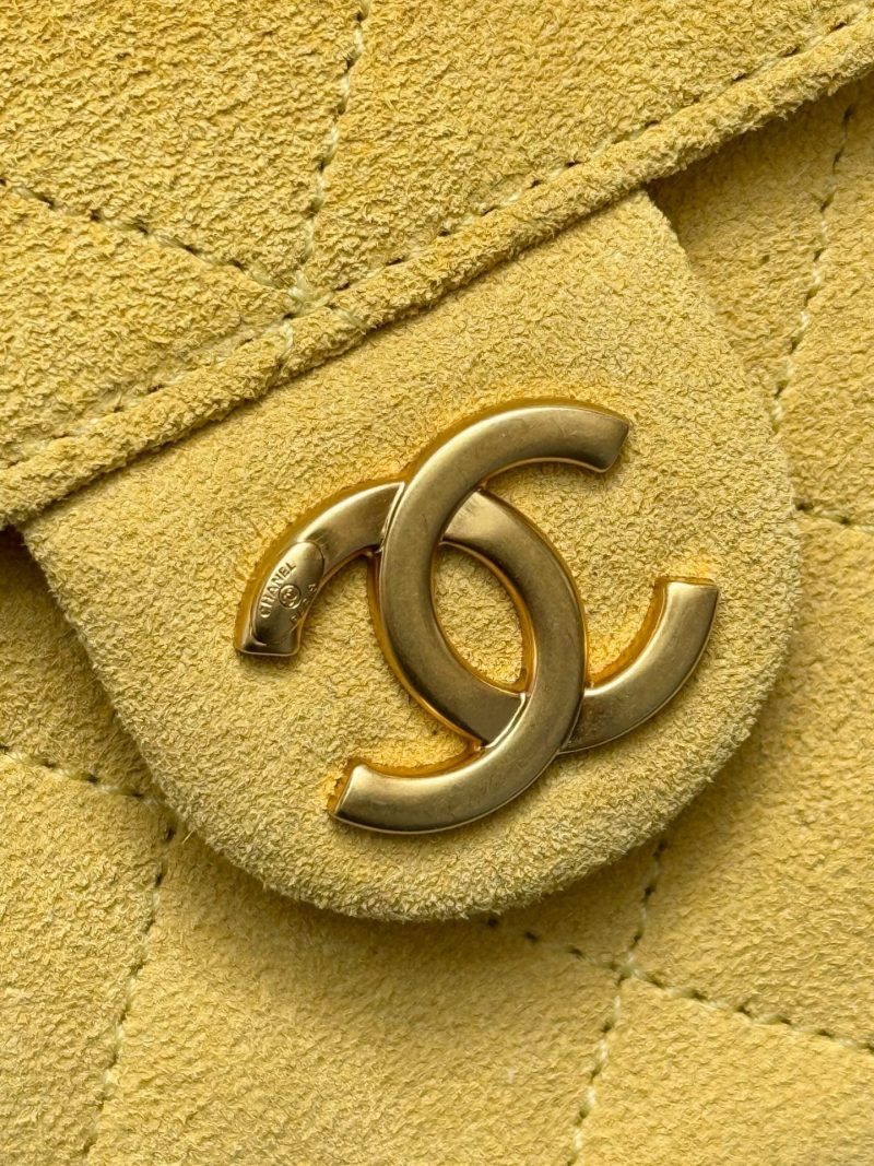 imgi_9_img_533a7dc2_20260107_i1767771247445_5940_0_3_jpg Chanel 2026 Hobo Bag 22cm Yellow Suede