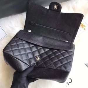 FLAP BAG 33CM BLACK CAVIAR SILVER HARDWARE