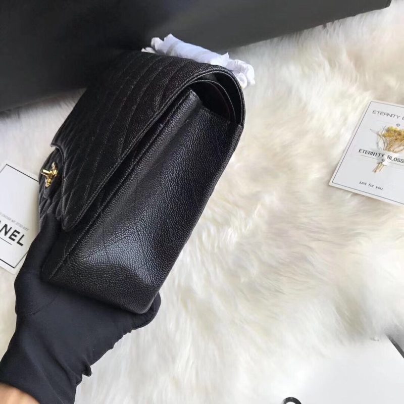FLAP BAG 33CM BLACK CAVIAR GOLD HARDWARE