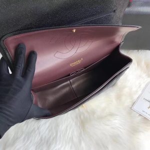 FLAP BAG 33CM BLACK CAVIAR GOLD HARDWARE