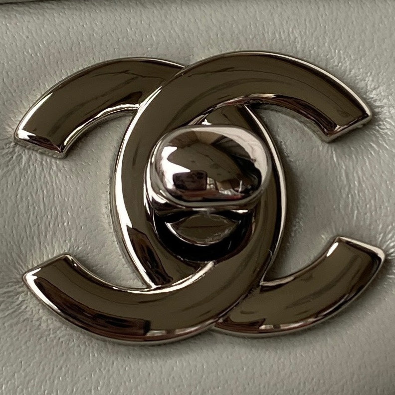 wsxc1710785011023_2 Medium Classic Flap Bag 23cm Light Grey Lambskin Silver Hardware