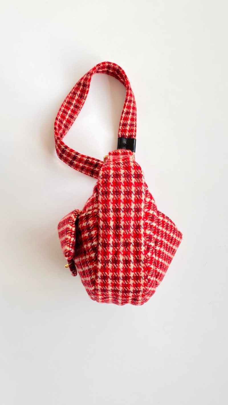 CC Houndstooth 30 Hobo Bag Red Wool Tweed