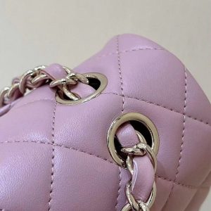 FLAP BAG 23CM PINK LAMBSKIN LIGHT GOLD HARDWARE
