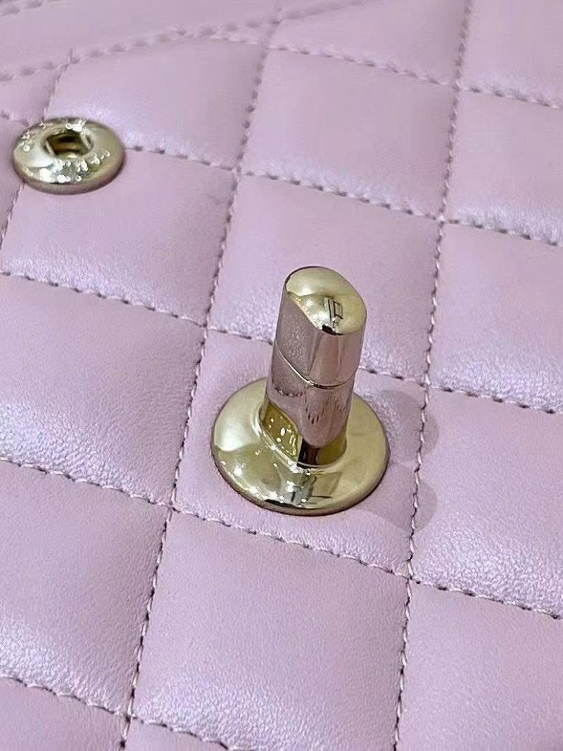 FLAP BAG 23CM PINK LAMBSKIN LIGHT GOLD HARDWARE