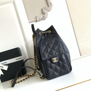 CC 25b Medium Backpack With Chain 23cm Black Caviar GHW