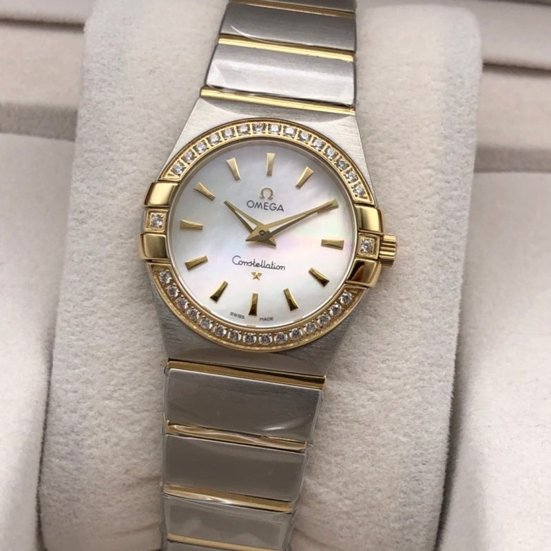 CONSTELLATION LADIES 27MM GOLD DIAMOND BEZEL