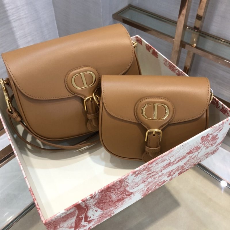 13263406355506833_5ee149c5-b054-4d0f-aa06-dd96dc8aac75 LARGE BOBBY BAG 27CM COGNAC-COLORED CALFSKIN