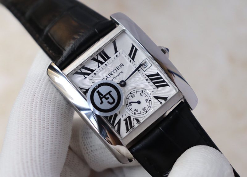 13265577592871995_0c6d5741-1d54-4c68-b36a-4d82d672561f TANK MC W5330003 STAINLESS STEEL BEZEL