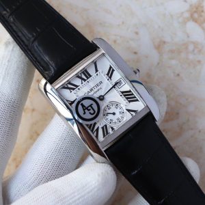 13265577594778935_c9e3f24b-d026-4a1e-aab4-60b883959e37 TANK MC W5330003 STAINLESS STEEL BEZEL