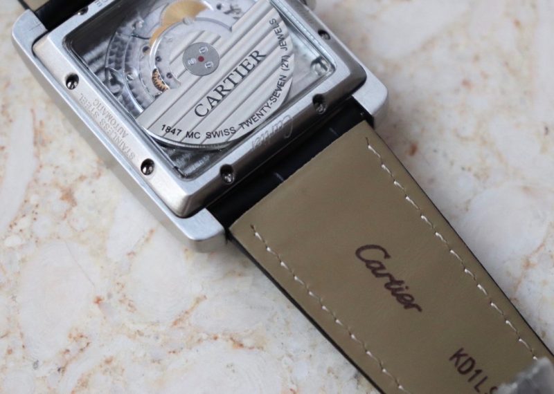 13265577597579428_3e5f35bb-9533-434b-8994-64a01a4e428e TANK MC W5330003 STAINLESS STEEL BEZEL