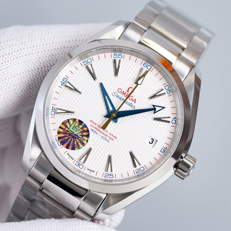 SEAMASTER AQUA TERRA 150M CO-AXIAL WHITE DIAL BLUE HAND