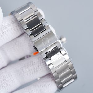 SEAMASTER AQUA TERRA 150M CO-AXIAL 007 SPECTRE