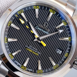 13266599205841623_d741898a-ccba-42ca-9032-ca35e2224acc SEAMASTER AQUA TERRA 150M CO-AXIAL 41MM GAUSS-BUMBLEBEE