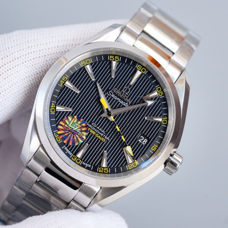 13266599206963479_1e7cefa0-45d7-47bb-a71e-5dedc7f3dc67 SEAMASTER AQUA TERRA 150M CO-AXIAL 41MM GAUSS-BUMBLEBEE