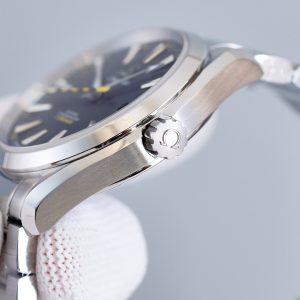 13266599211732064_ad7cc512-63a1-4508-8924-59216cddef61 SEAMASTER AQUA TERRA 150M CO-AXIAL 41MM GAUSS-BUMBLEBEE