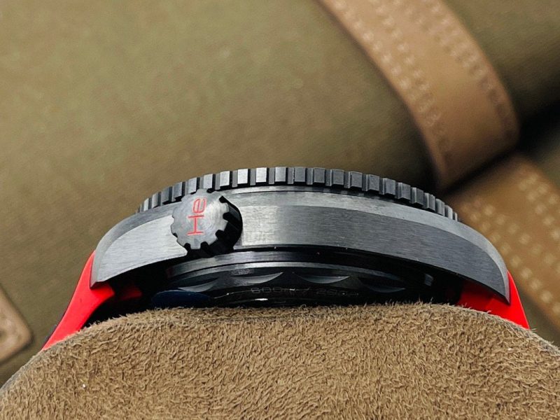 13266782066123787_5bed6964-e3ab-4538-a344-7c38019a62df SEAMASTER PLANET OCEAN GMT 600 BLACK CASE RED BEZEL