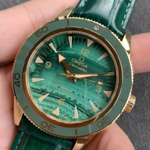 13267814301361868_e4573cda-46e2-4a85-bcf9-5c3e93c6755d SEAMASTER 300 GREEN DIAL LIMITED EDITION