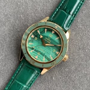 13267814314191023_ed766d41-ecda-49ea-a6e2-1895a4097352 SEAMASTER 300 GREEN DIAL LIMITED EDITION