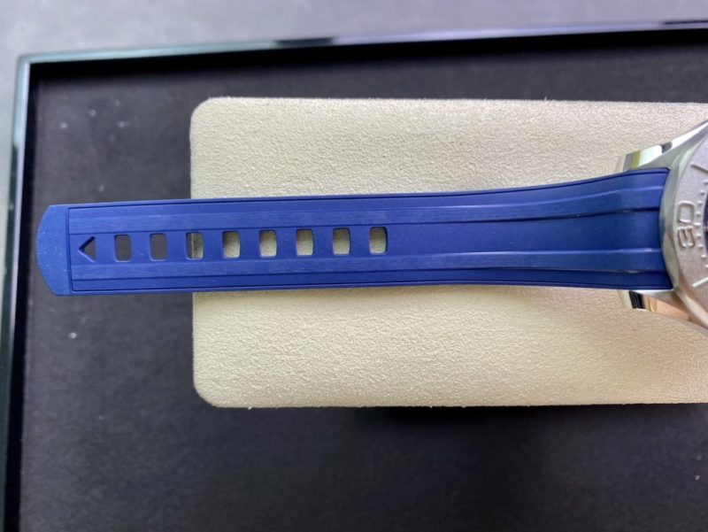 13269198089110894_fa0bc997-77a0-40ec-8f09-f2d1cd70abd2 SEAMASTER DIVER 300 STAINLESS STEEL BLUE DIAL RUBBER STRAP