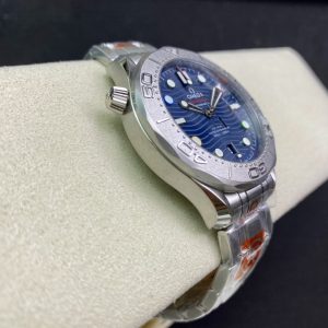 SEAMASTER DIVER 300 STAINLESS STEEL BLUE DIAL