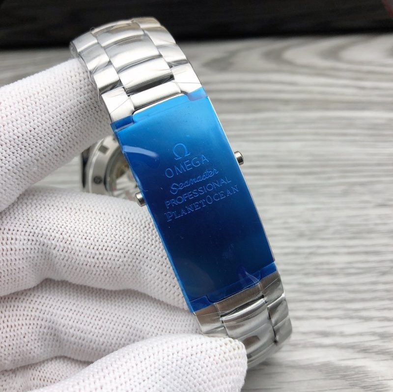 SEAMASTER PROFESSIONAL PLANET OCEAN 600M STEEL CASE BLACK DIAL