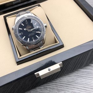 SEAMASTER PROFESSIONAL PLANET OCEAN 600M STEEL CASE BLACK DIAL