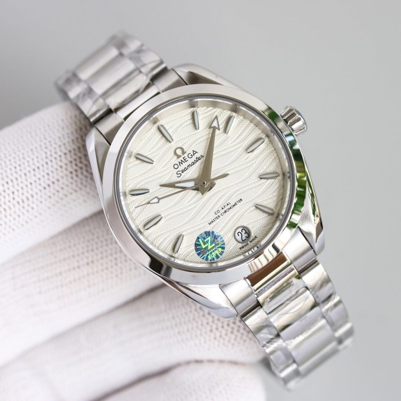 AQUA TERRA 150M CO-AXIAL 34MM STAINLESS STEEL CREAM DIAL