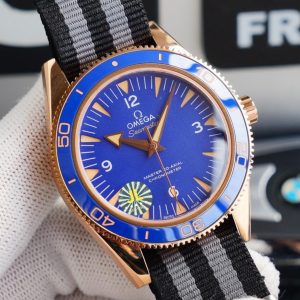 13271425556727744_4e93f17e-d500-4db6-963d-3fb224ef3f04 SEAMASTER 300M CO-AXIAL TEXTILE